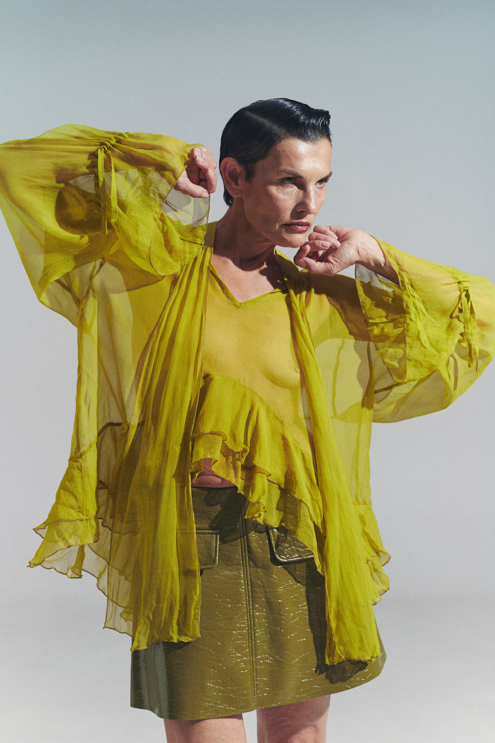 Шифонова блуза у кольорі лайм