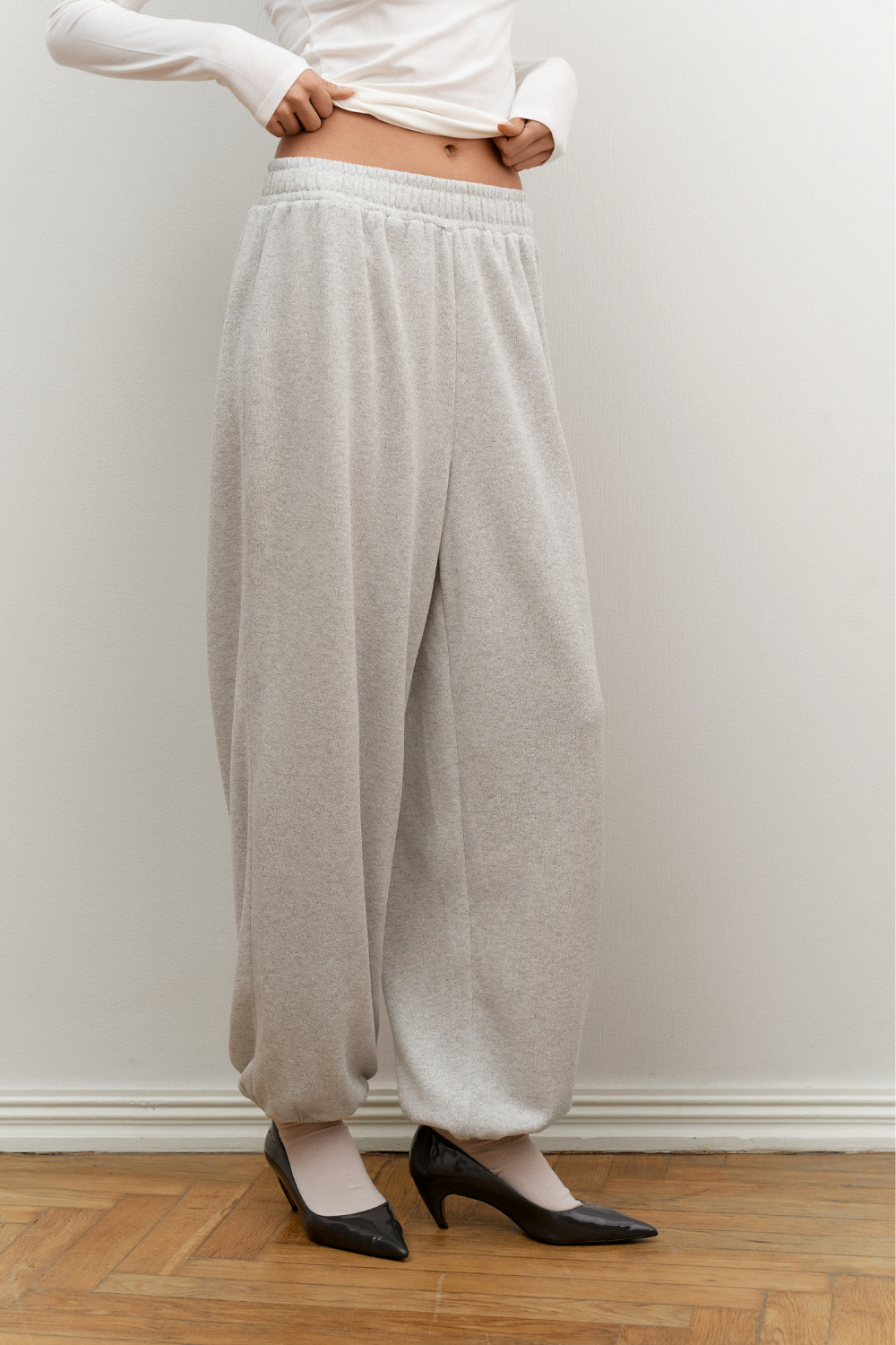 Трикотажні брюки Between