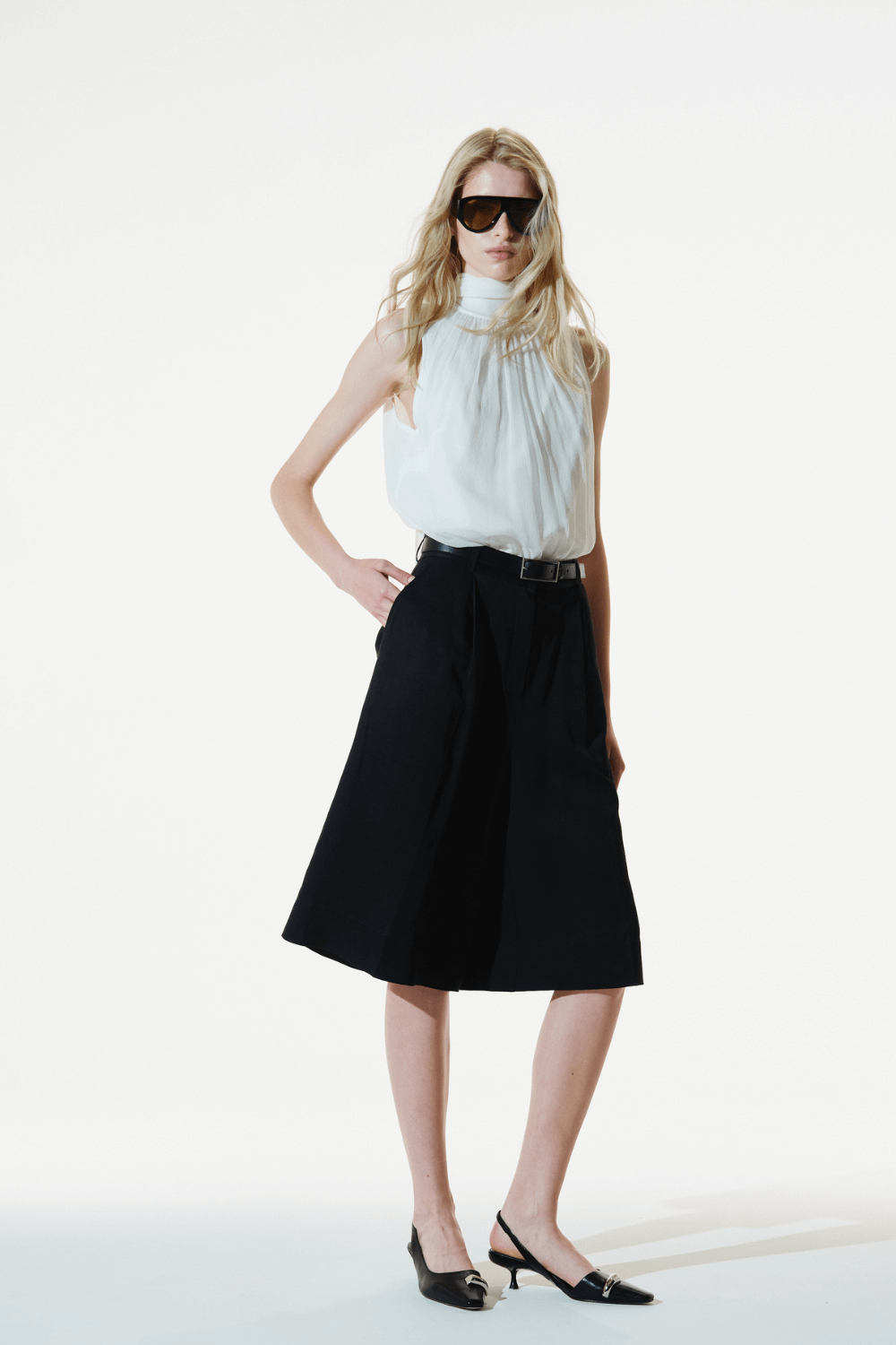 Linen Bermuda shorts