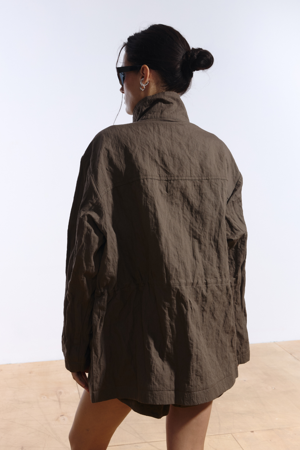 Parka, braun-grau mit Knittereffekt