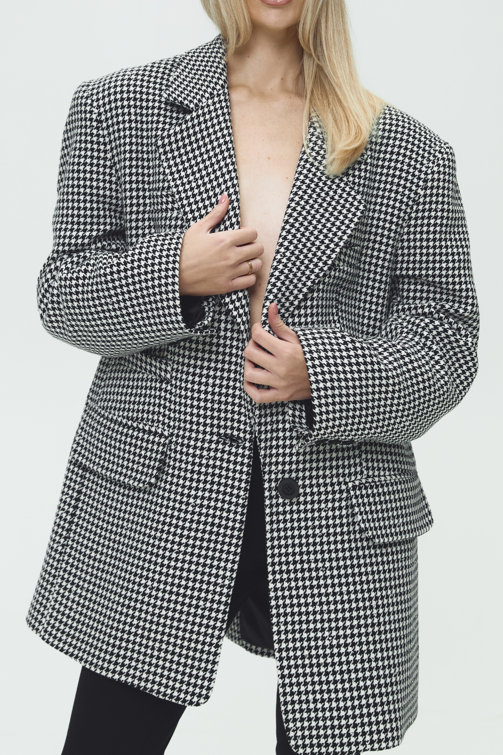 Jacket with sequins