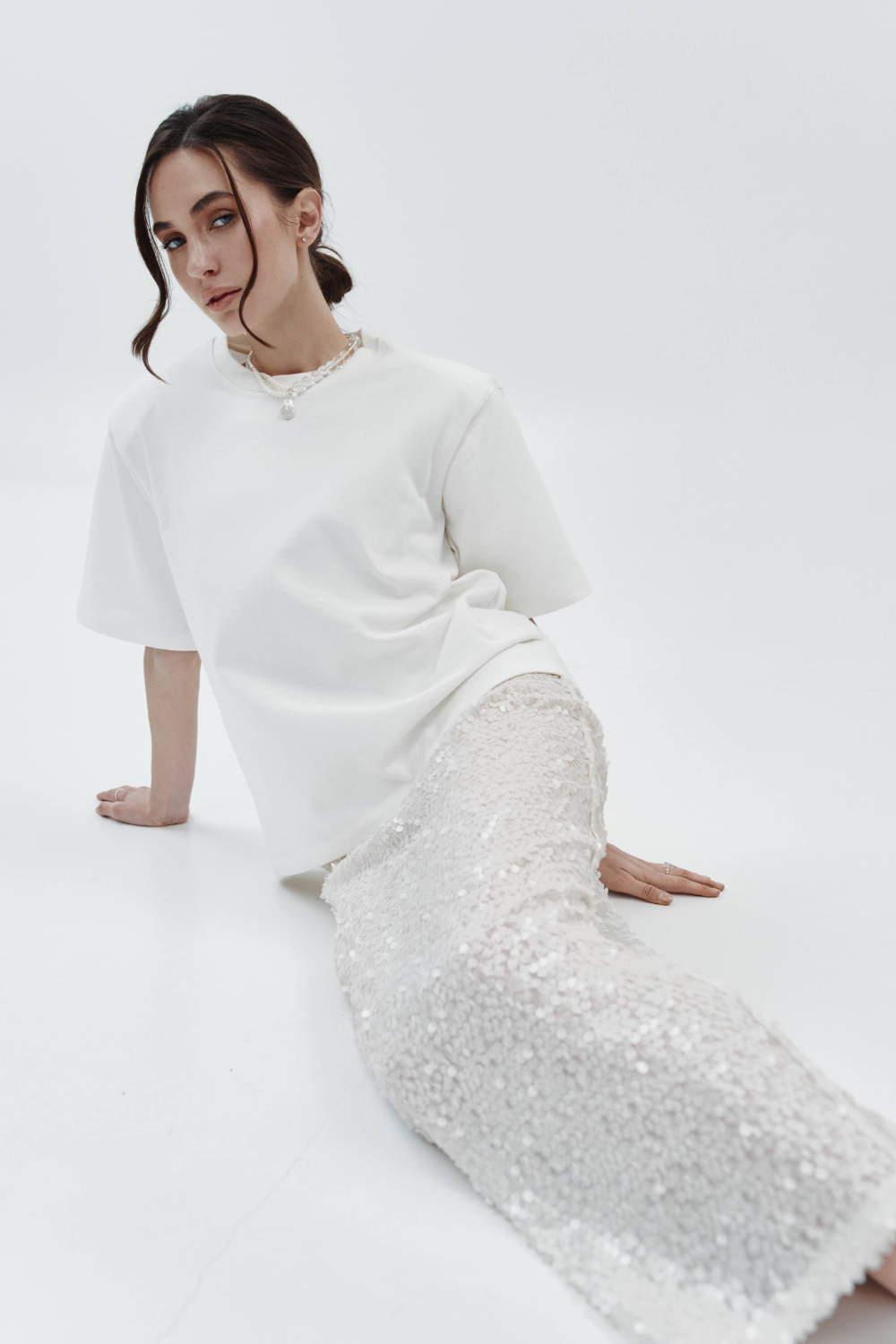 Skirt with sequins