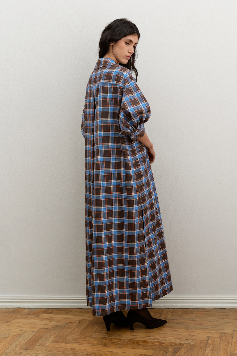 СУКНЯ-СОРОЧКА BETWEEN БЛАКИТНО-КОРИЧНЕВА